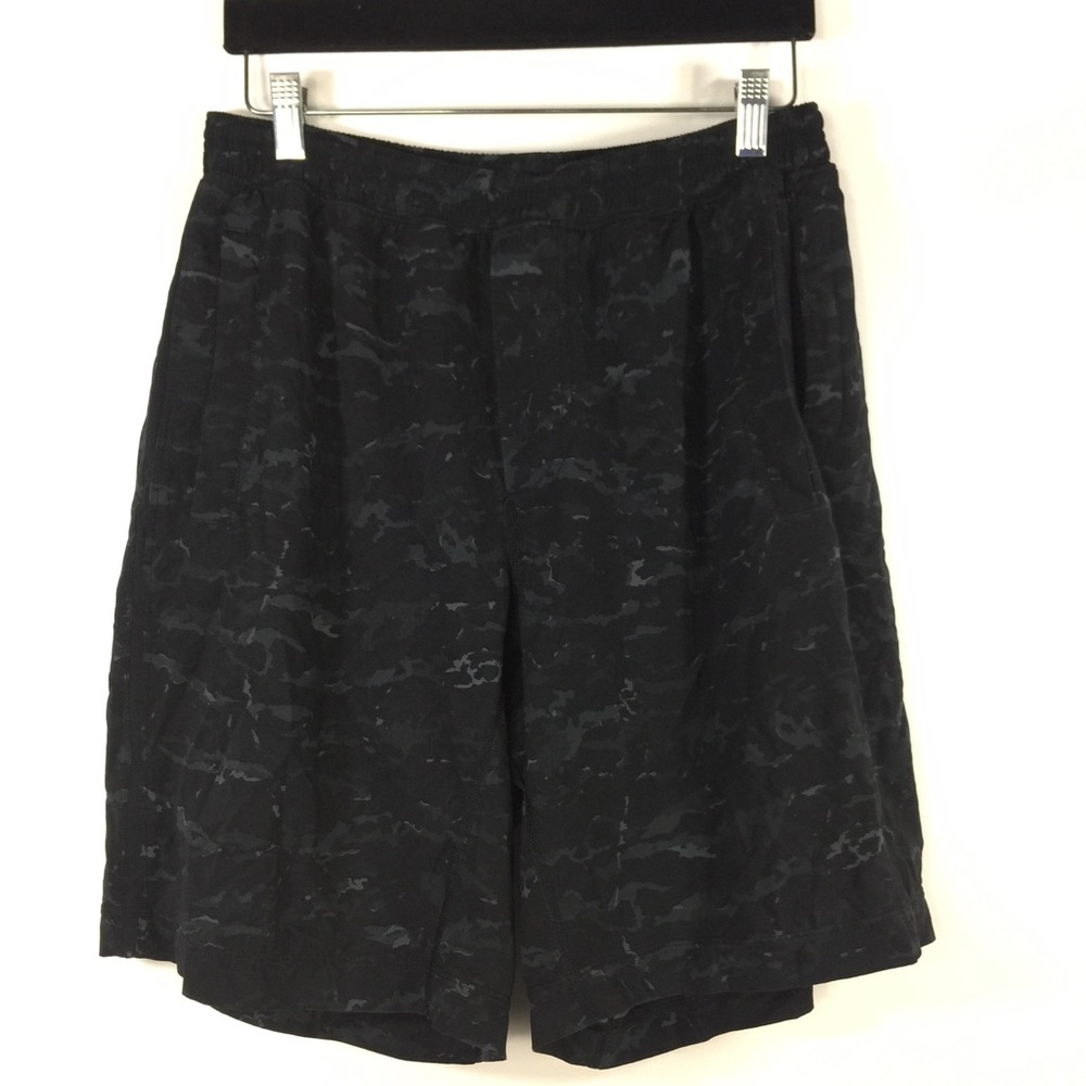 Lululemon Shorts Tiger Camo